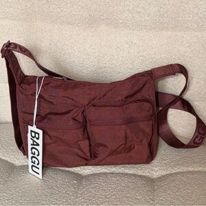BAGGU Medium Cargo Crossbody Bag